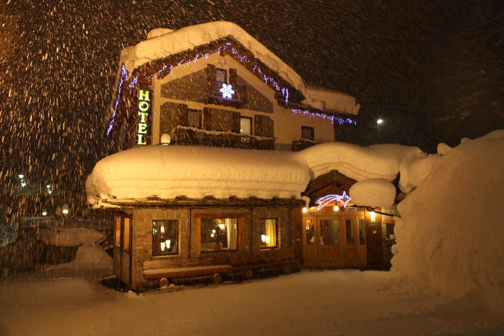 Hotel Stella Del Nord Courmayeur Exterior photo