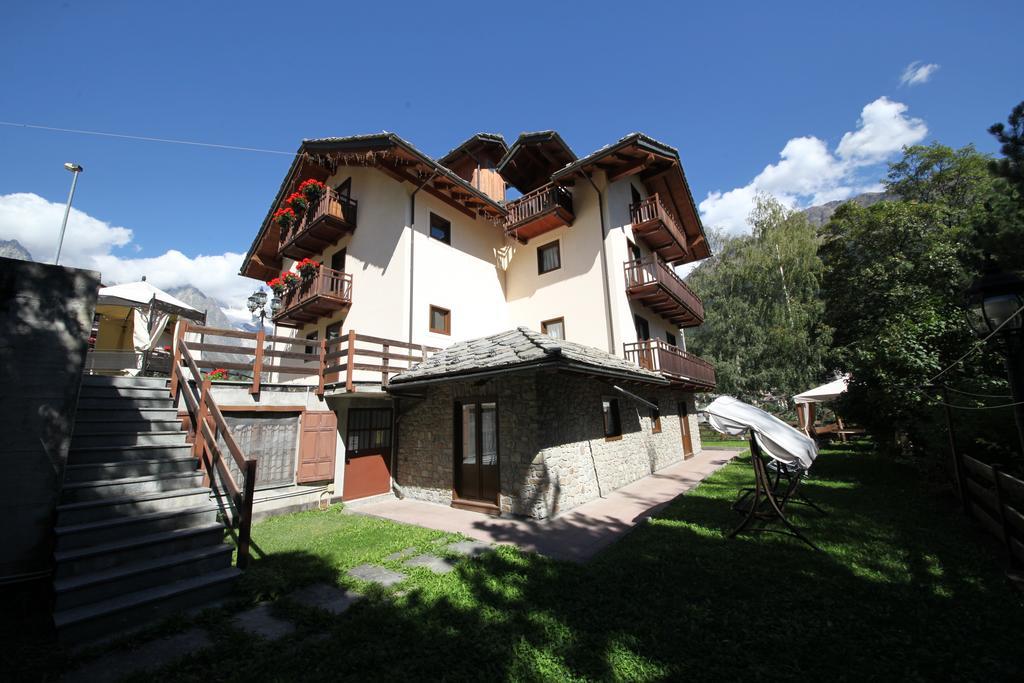Hotel Stella Del Nord Courmayeur Exterior photo