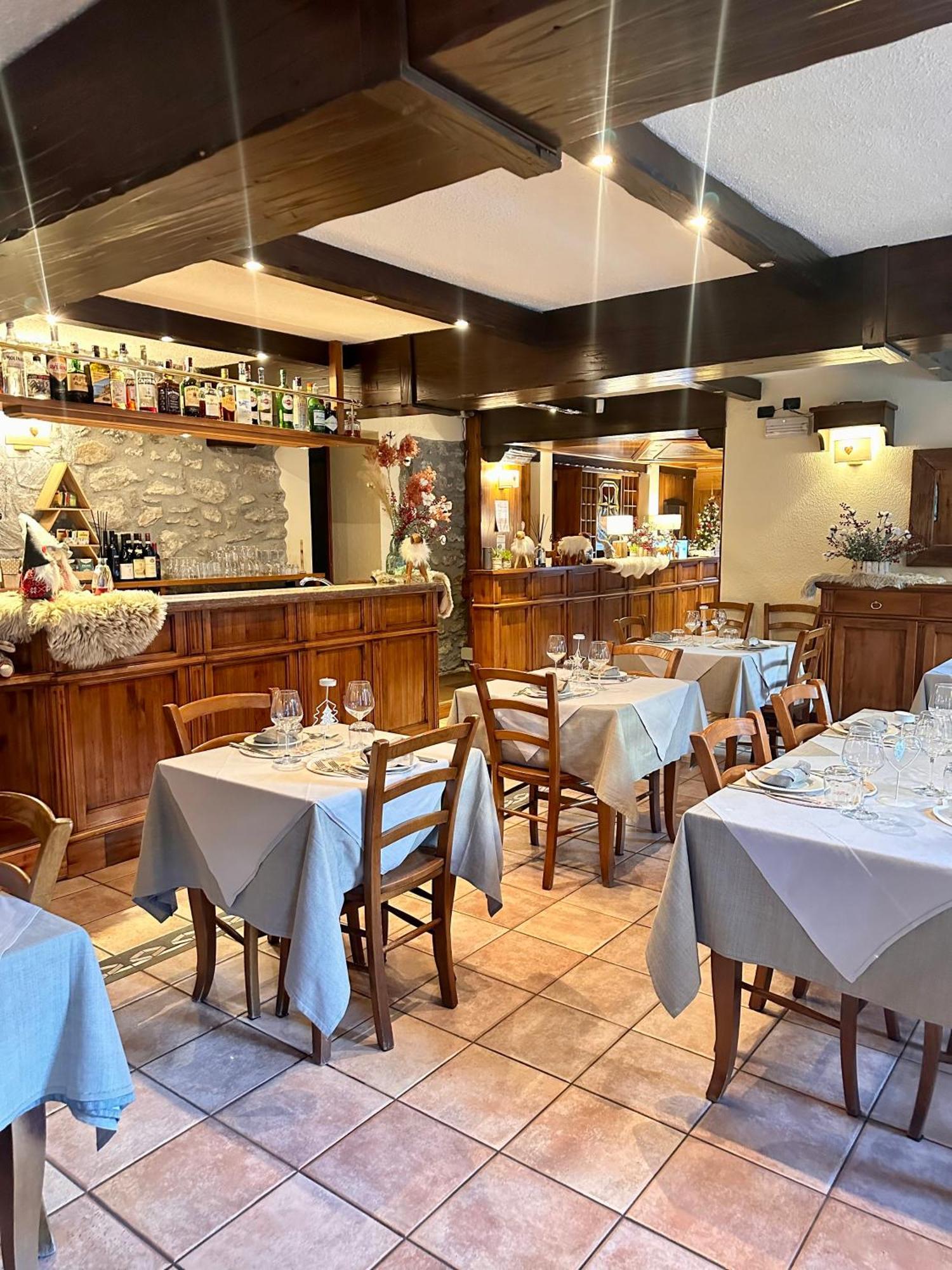Hotel Stella Del Nord Courmayeur Exterior photo