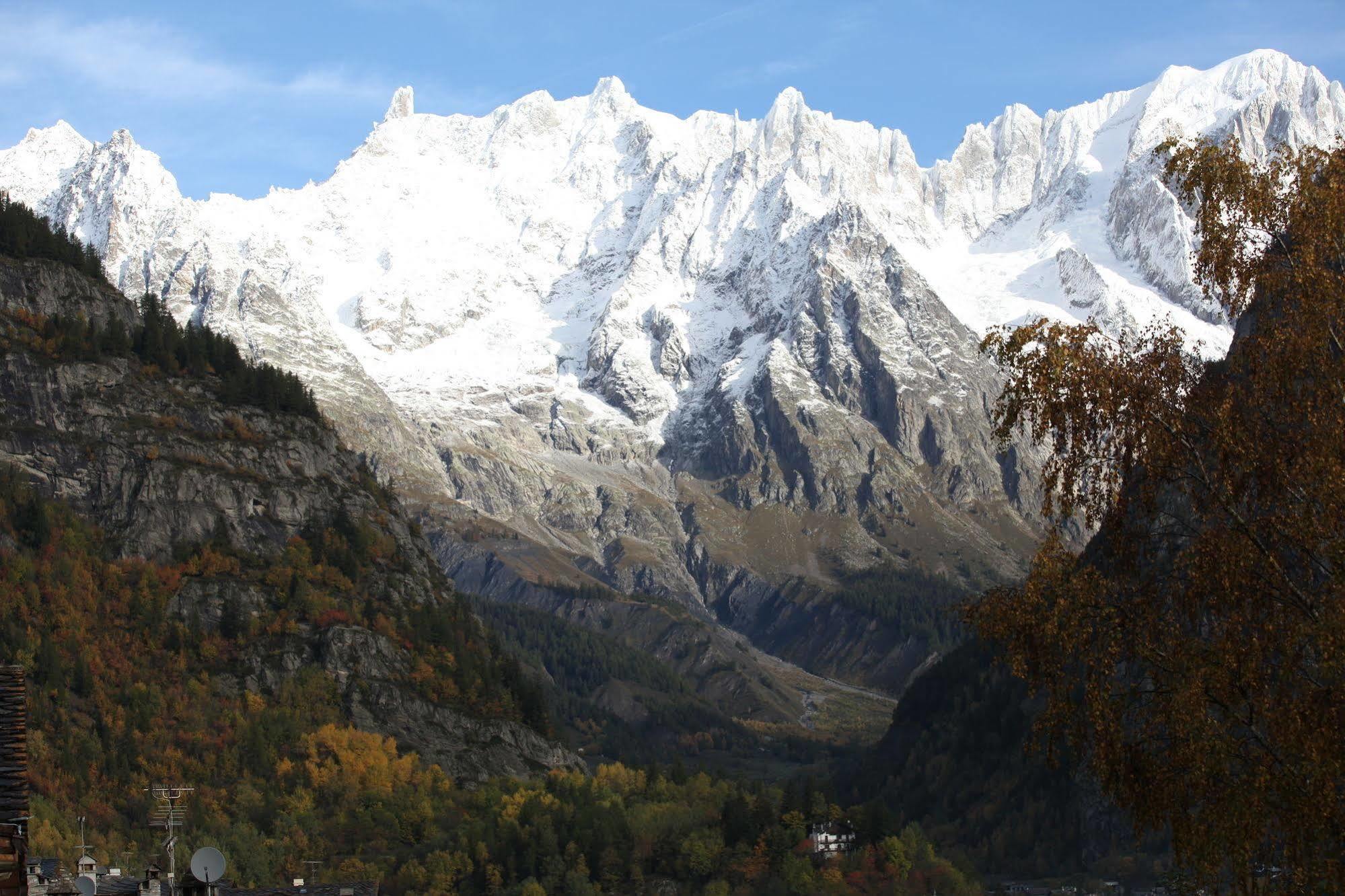 Hotel Stella Del Nord Courmayeur Exterior photo